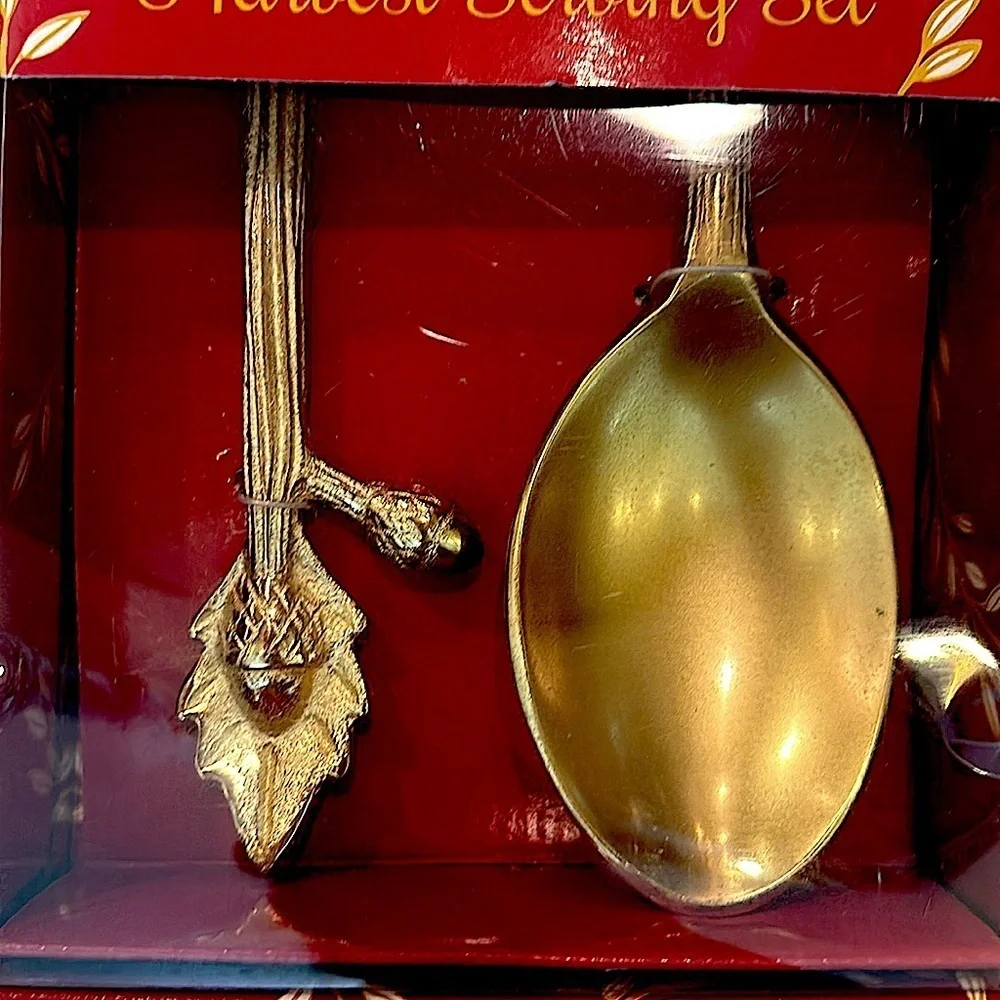 Harvest Serving Set 2 Piece Gold Tone Utensil Spoon‎ & Fork Large